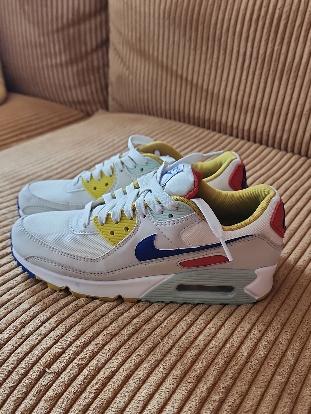 Nike Women's Air Max 90
